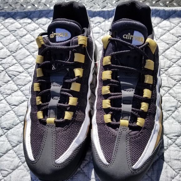 🚨SOLD🚨 Nike Air Max 95 OG - Picture 3 of 7